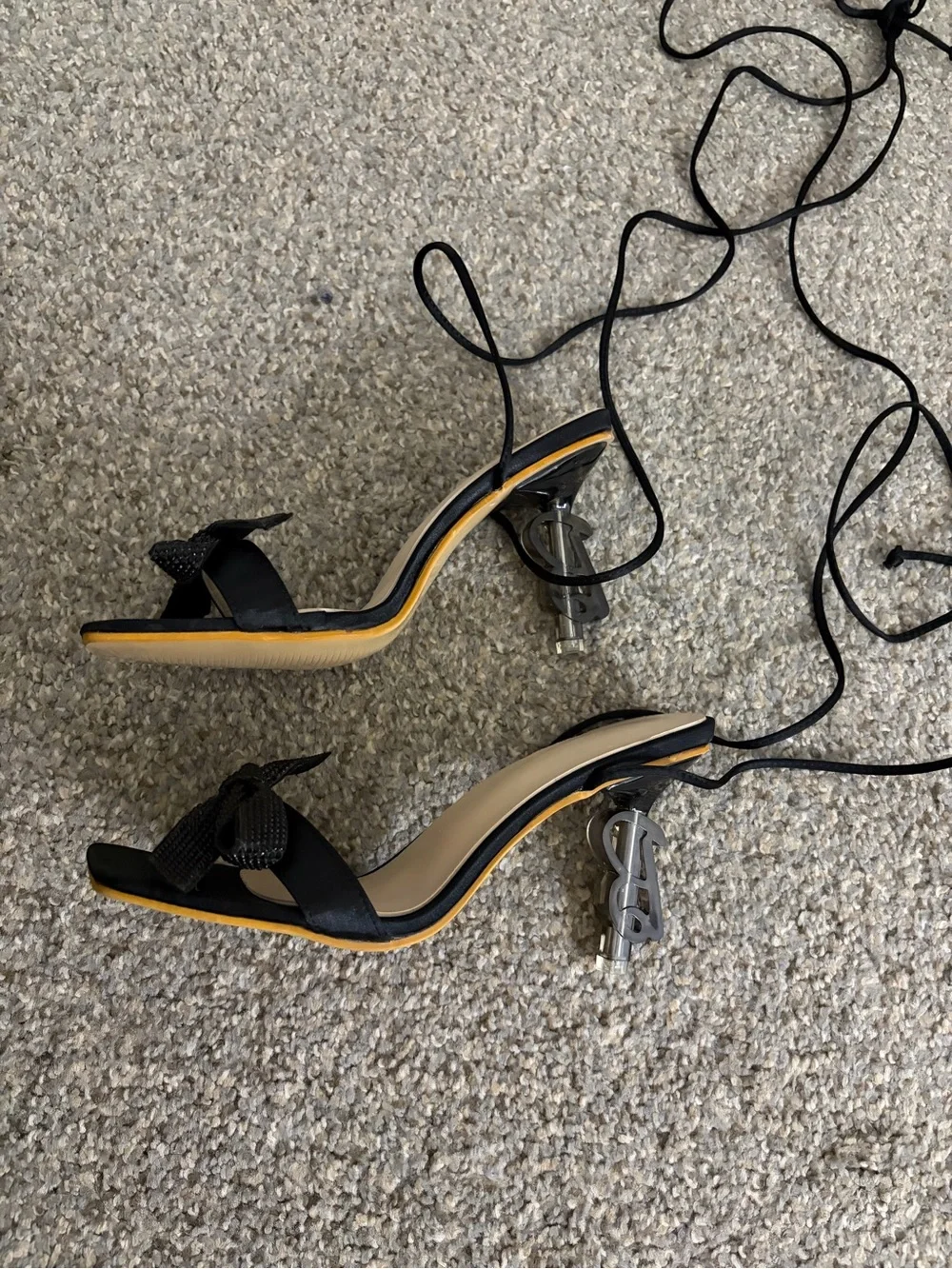 Lace-Up Strappy Heeled Sandals in Black